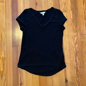 Market and Spruce V-neck top
